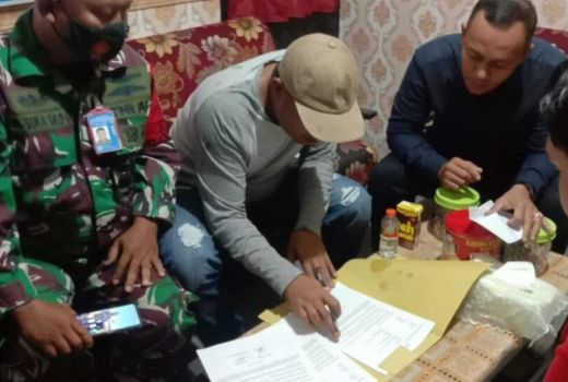 Mantan Bupati Busel Bawa Bom di Pesawat, Ternyata Hanya Bercanda - GenPI.co SULTRA