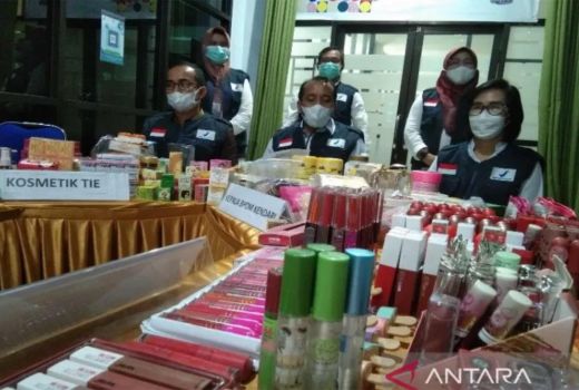 BPOM Kendari Amankan Ribuan Kosmetik Ilegal Senilai Rp71 Juta - GenPI.co SULTRA