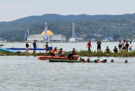 Dibantu Drone, Jasad Bocah 12 Tahun Ditemukan di Teluk Kendari - GenPI.co SULTRA