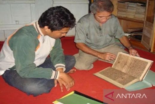 60 Naskah Kuno di Baubau Diselamatkan, Kondisinya Mengenaskan - GenPI.co SULTRA