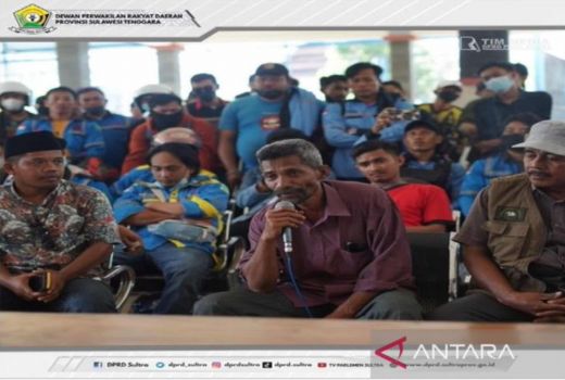 400 Pekerja PT OSS Geruduk Kantor DPRD Sultra, Endingnya Bikin Gemas - GenPI.co SULTRA