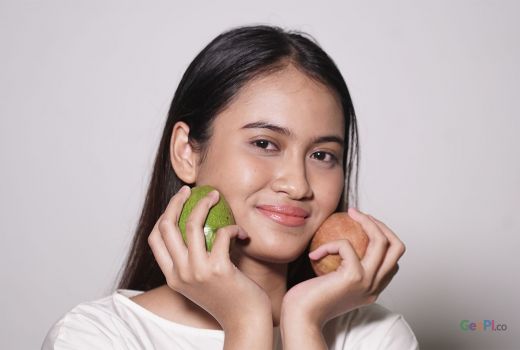 Deretan Buah Terbaik untuk Masker Wajah Cantikmu - GenPI.co SULTRA