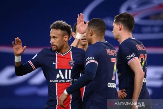 Paris Saint-Germain Pecah Jadi 2 Kubu, Tugas Berat Pochettino - GenPI.co SULTRA