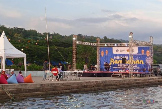 Sensasi Ngabuburit dan Berbuka di Tambat Labuh Kendari Sultra - GenPI.co SULTRA