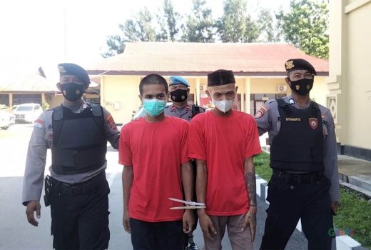 Berawal dari Kenalan Facebook, 2 Pria di Kendari Jadi Kurir Sabu - GenPI.co SULTRA