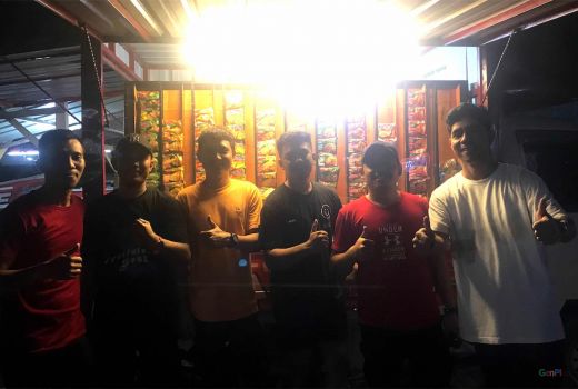 Terinspirasi dari YouTube, Mahrawil Bisnis Warmindo Pakai Pikap - GenPI.co SULTRA