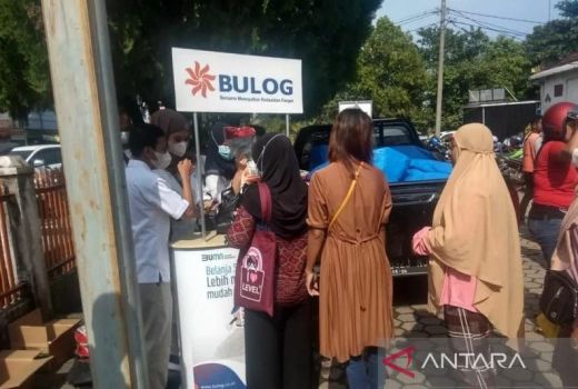 Tim PPKK OKU Gelar Bazar Sembako Murah, Langsung Diserbu Warga - GenPI.co SUMSEL