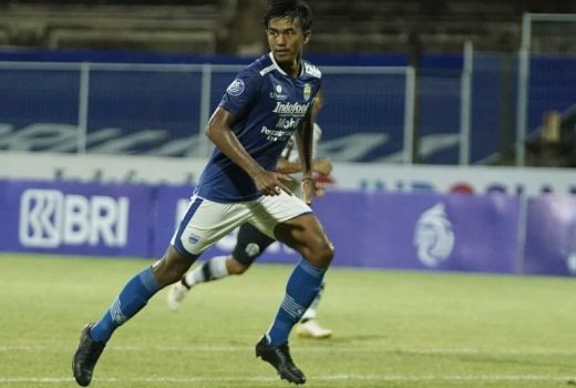 Bek Persib Kakang Rudianto Bersyukur Bisa Kumpul dengan Keluarga - GenPI.co SUMSEL