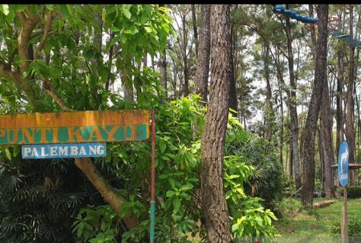 Akhir Liburan, Wisata Alam Punti Kayu Palembang Ramai Pengunjung - GenPI.co SUMSEL