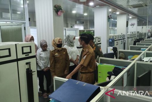 Tak Ada Pegawai Pemkot Palembang yang Bolos, Kata Sekda - GenPI.co SUMSEL