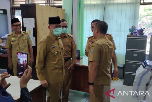 Pasca Libur Lebaran, Plh Bupati OKU Sidak ke Kantor Dinas - GenPI.co SUMSEL