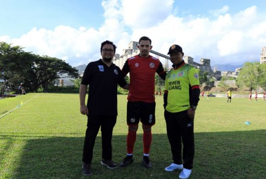 Pemain Naturalisasi Silvio Escobar Berlabuh ke Semen Padang FC - GenPI.co SUMSEL