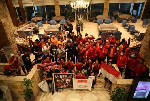 Tiba di Kuwait Sabtu Dini Hari, Timnas Disambut Puluhan Suporter - GenPI.co SUMSEL
