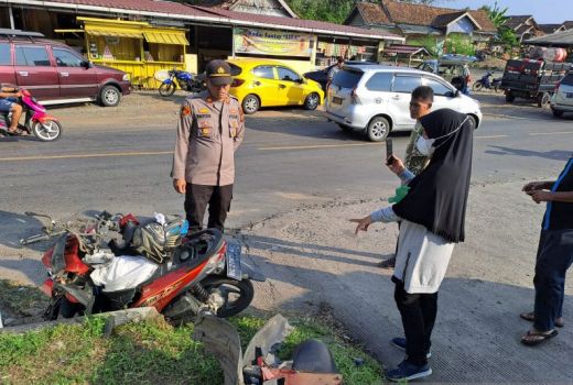 Ditabrak Mobil, Seorang Pengendara Motor Tewas di Jalinsum OKU - GenPI.co SUMSEL