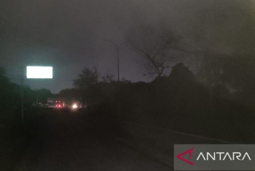 DPRD Palembang Minta Pemkot Segera Perbaiki Lampu Jalan Rusak - GenPI.co SUMSEL
