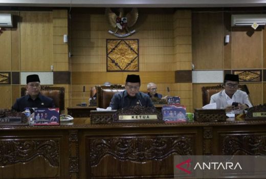 PAD 2021 Tak Capai Target, Dispenda OKU Dikritik Pedas DPRD - GenPI.co SUMSEL