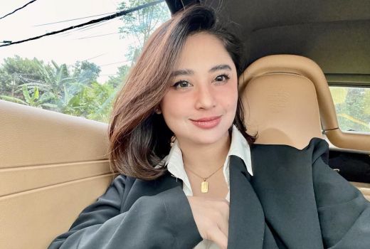 Dewi Perssik Bakal Laporkan Angga Wijaya ke Polisi, Ada Apa? - GenPI.co SUMSEL