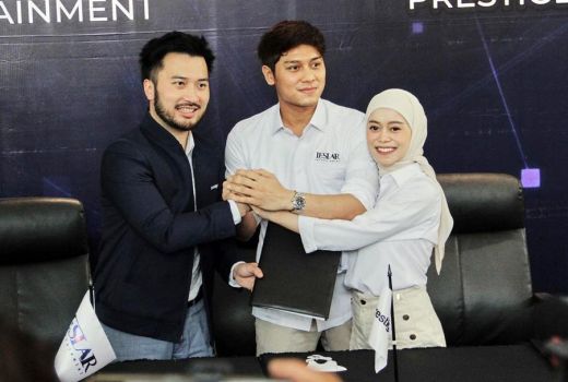 Bikin Surat Terbuka untuk Bjorka, Rizky Billar dan Rudy Salim Minta Ini - GenPI.co SUMSEL