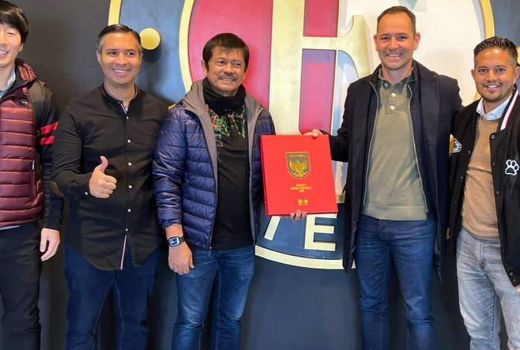 PSSI Gandeng KNVB dan Ajax-Feyenoord, Indra Sjafri Beber Tujuannya - GenPI.co SUMSEL