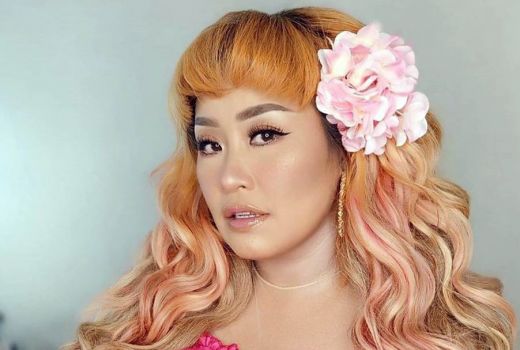 Pinkan Mambo Beri Pengakuan Mengejutkan, Pernah 20 Kali Menikah - GenPI.co SUMSEL