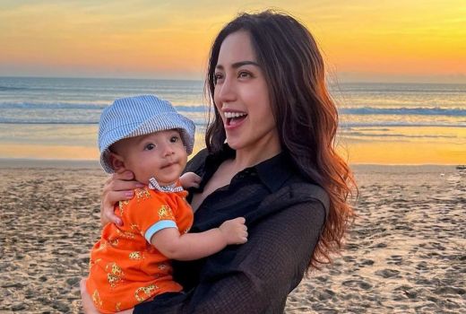 Anaknya Dikabarkan Sakit, Jessica Iskandar: Doakan ya Teman-teman! - GenPI.co SUMSEL
