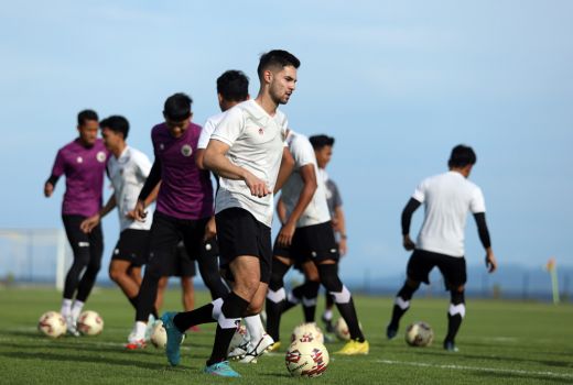 Fisik Pemain Timnas Indonesia Masih Kurang, Ini Penyebabnya - GenPI.co SUMSEL