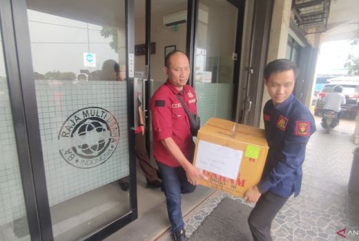 Geledah Kantor Semen Baturaja, Jaksa Sita 4 Dus Dokumen - GenPI.co SUMSEL