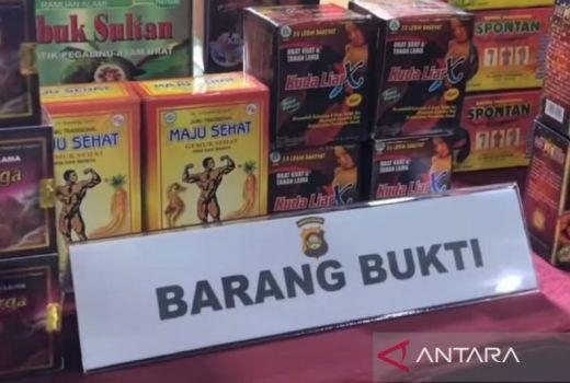 Polisi Tangkap Pengedar Obat Ilegal di Pasar Tradisional Muba - GenPI.co SUMSEL