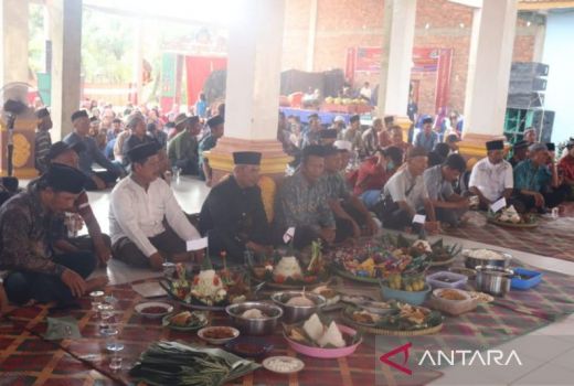 Lestarikan Budaya Sedekah Bumi Desa, Warga Banyuasin Diajak Libatkan Keluarga - GenPI.co SUMSEL