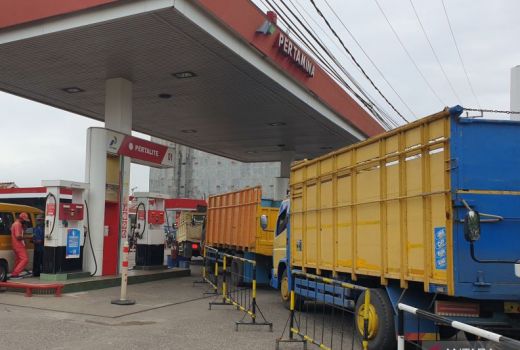 Polisi Incar Pengemudi Truk Pelanggar ODOL di Sumsel - GenPI.co SUMSEL