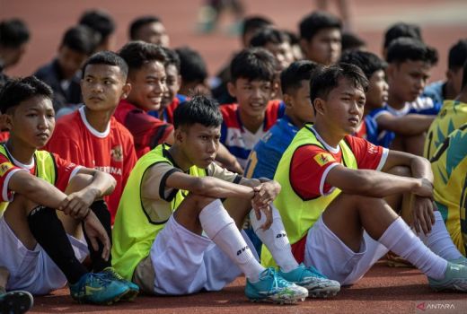 PSSI Seleksi Ratusan Calon Pemain Timnas U-17 di Palembang - GenPI.co SUMSEL