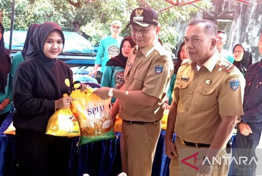 Terdampak Inflasi, 1.000 Warga OKU Timur Dapat Bansos - GenPI.co SUMSEL