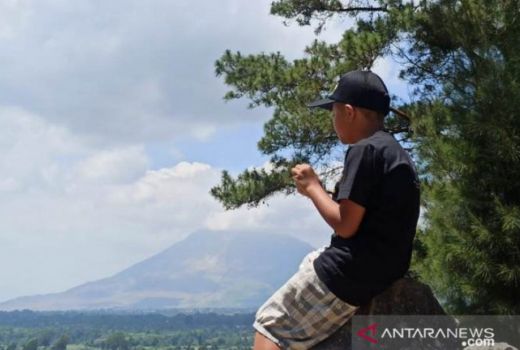 Menikmati Keindahan Berastagi dari Bukit Gundaling, Aduhai - GenPI.co SUMUT