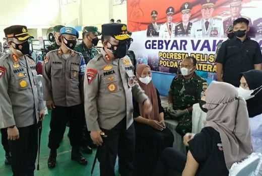 Pantau Vaksinasi Massal di Deli Serdang, ini Kata Kapolda - GenPI.co SUMUT