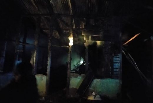 Dina Bakar Jas Suami, Rumah Ikut Hangus Gegara Ini - GenPI.co SUMUT