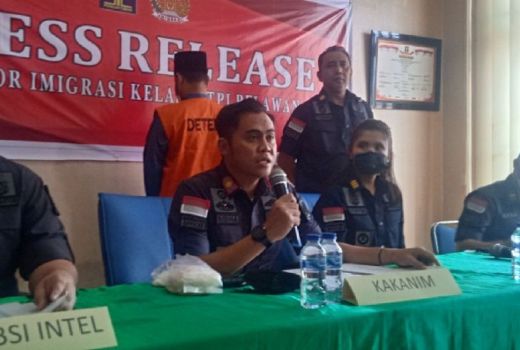 Imigrasi Belawan Tangkap WNA Nepal Gegara Ini - GenPI.co SUMUT