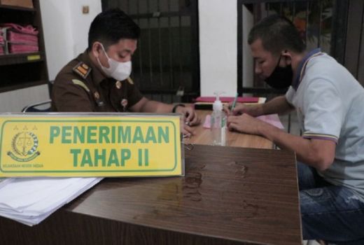 Tersangka Lakalantas Angkot-Kereta Api Diserahkan ke Jaksa - GenPI.co SUMUT