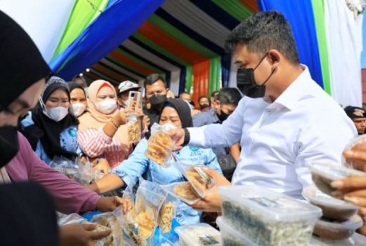 Gebrakan Bobby Nasution Jitu, Bikin UMKM Senang - GenPI.co SUMUT
