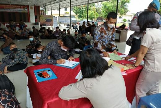 Antusiasme Warga Deli Serdang Daftar Anggota Polri - GenPI.co SUMUT