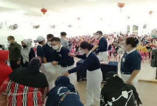 Yayasan Budha Tzu Chi Medan Tebar Paket Sembako - GenPI.co SUMUT