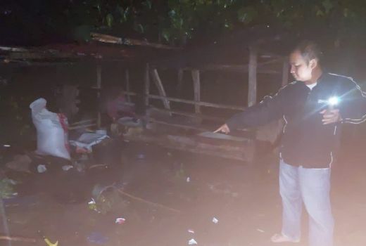 Sedang Masak, Ibu di Taput Meninggal Tersambar Petir - GenPI.co SUMUT