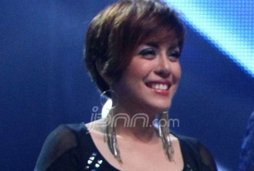 Bidadari Berdarah Batak Ini, Juara Astana Song - GenPI.co SUMUT