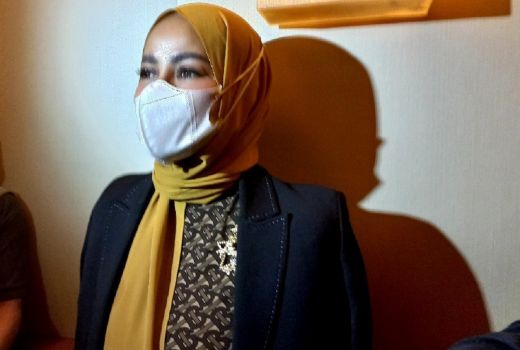 Anak Pertamanya Pacaran, Begini Pesan Olla Ramlan - GenPI.co SUMUT