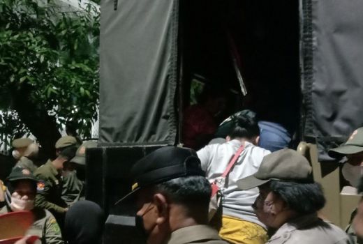 Petani Palas Sepakat Bubar dari Gedung DPRD Sumut - GenPI.co SUMUT