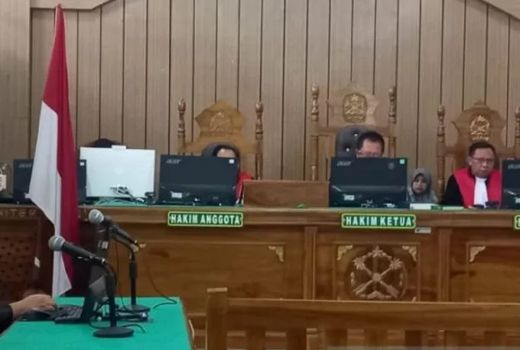 Terdakwa Korupsi Dana BOS Madina Divonis 7,5 Tahun - GenPI.co SUMUT
