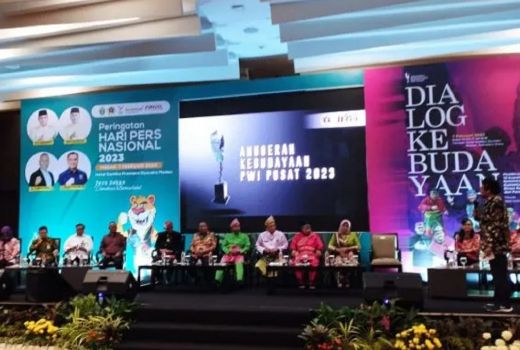 10 Bupati dan Wali Kota Terima Anugerah Kebudayaan - GenPI.co SUMUT