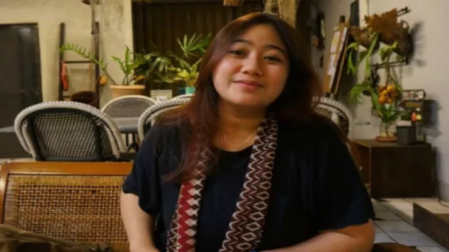 Kocek Menebal, Ibu Rumah Tangga Ini Sukses Jual Dessert Kekinian - GenPI.co