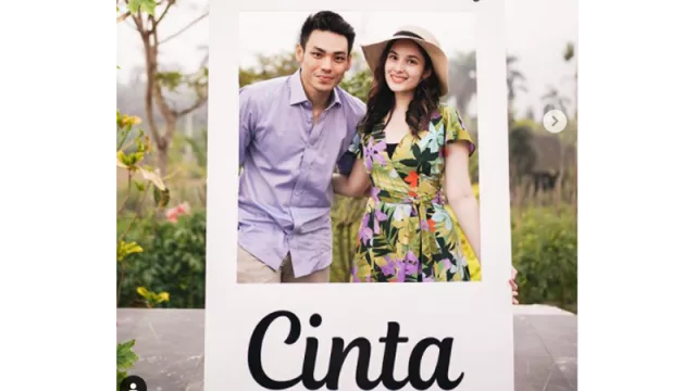 Trending! Potret Rob yang Sering Unggah Foto dengan Chelsea Islan - GenPI.co