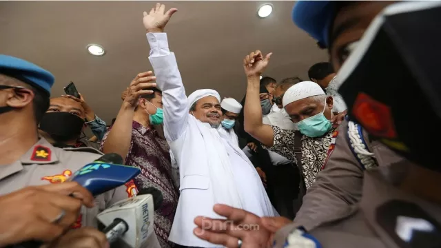 Mendadak Pengamat Bilang Hukuman Habib Rizieq, Isinya Mengejutkan - GenPI.co