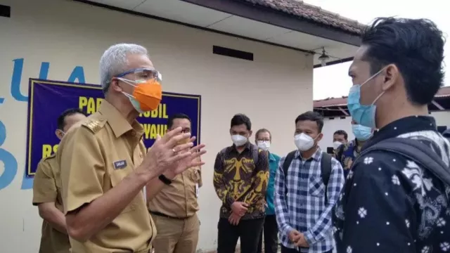 Ganjar Pranowo Pastikan Kudus Dapatkan Bantuan Nakes dan APD - GenPI.co